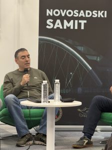 milos gulan raskrsce novosadski samit