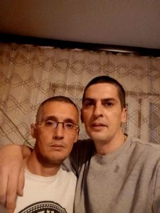 bup ili met grga i dzimi pre raskrsca
